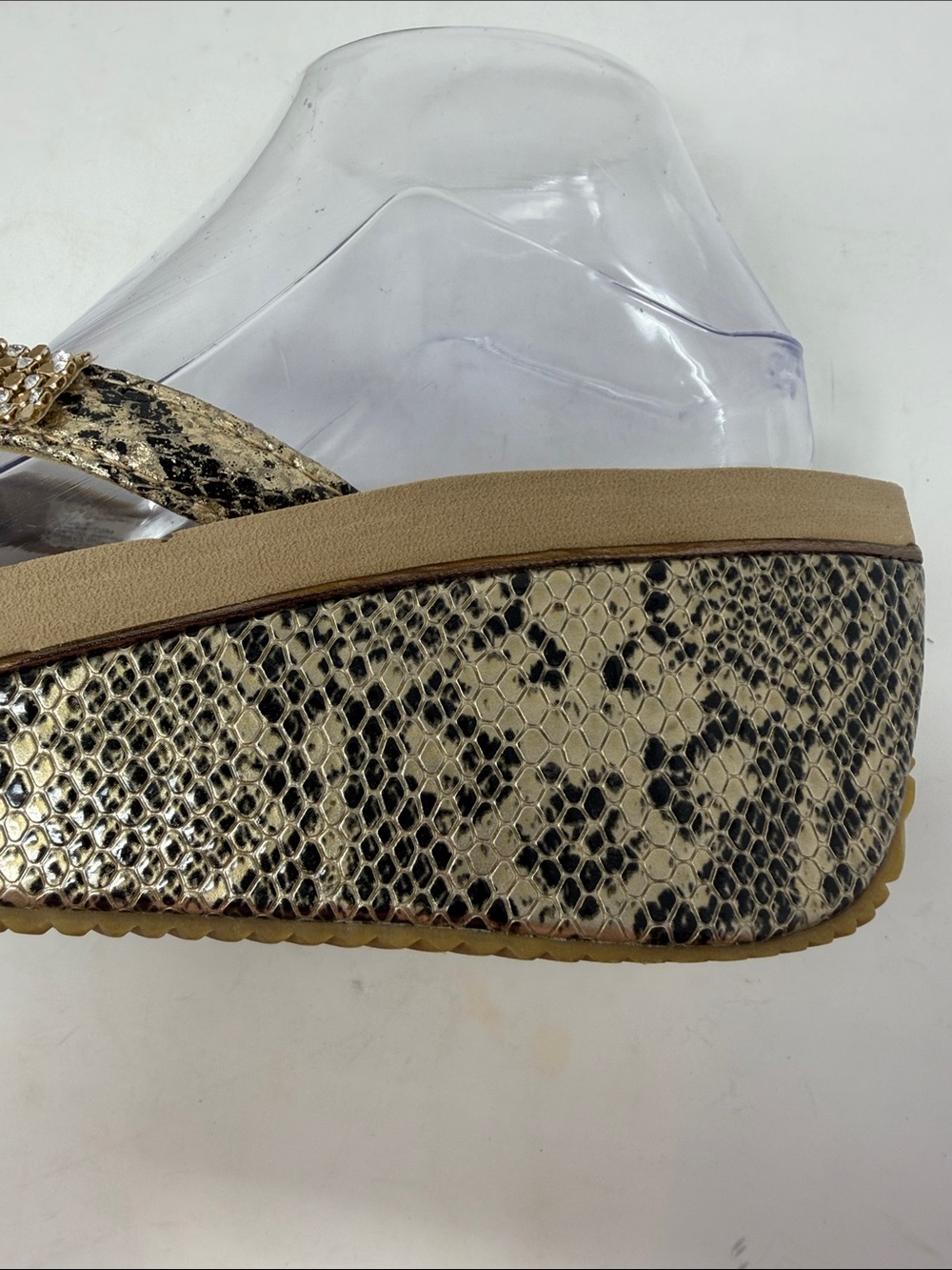 Volatile Beaded Wedge Thong Sandals in Beige with Snake-Print Platform Size 8 - Picture 11 of 15